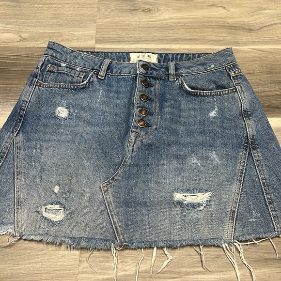 We the free blue denim skirt size 29 - Picture 3 of 7